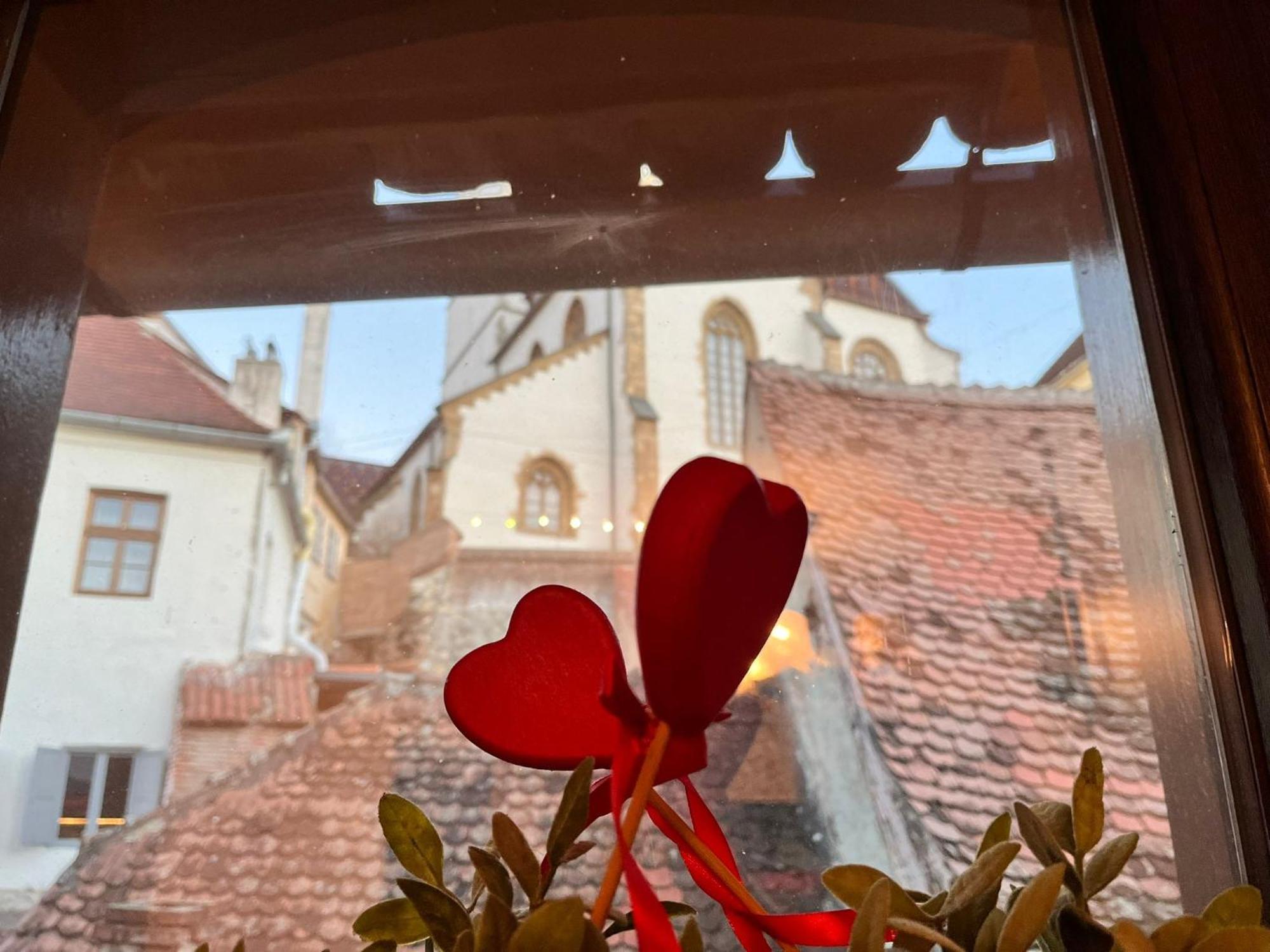 Ultracentral Medieval Apartment Sibiu Exterior photo