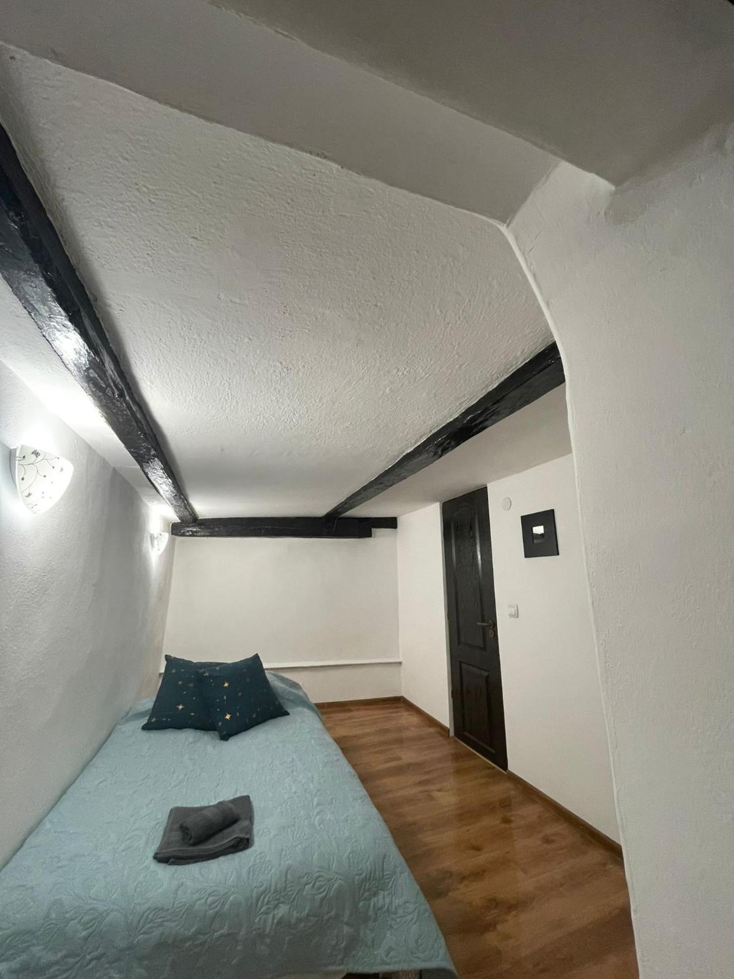Ultracentral Medieval Apartment Sibiu Exterior photo